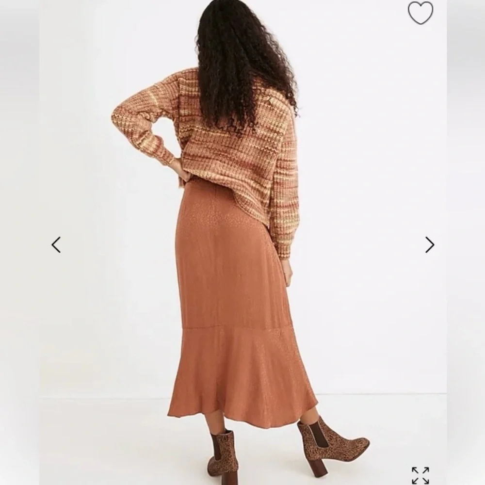 Madewell Flounce-Hem Midi Skirt in Cheetah Jacquard - Picture 3 of 6